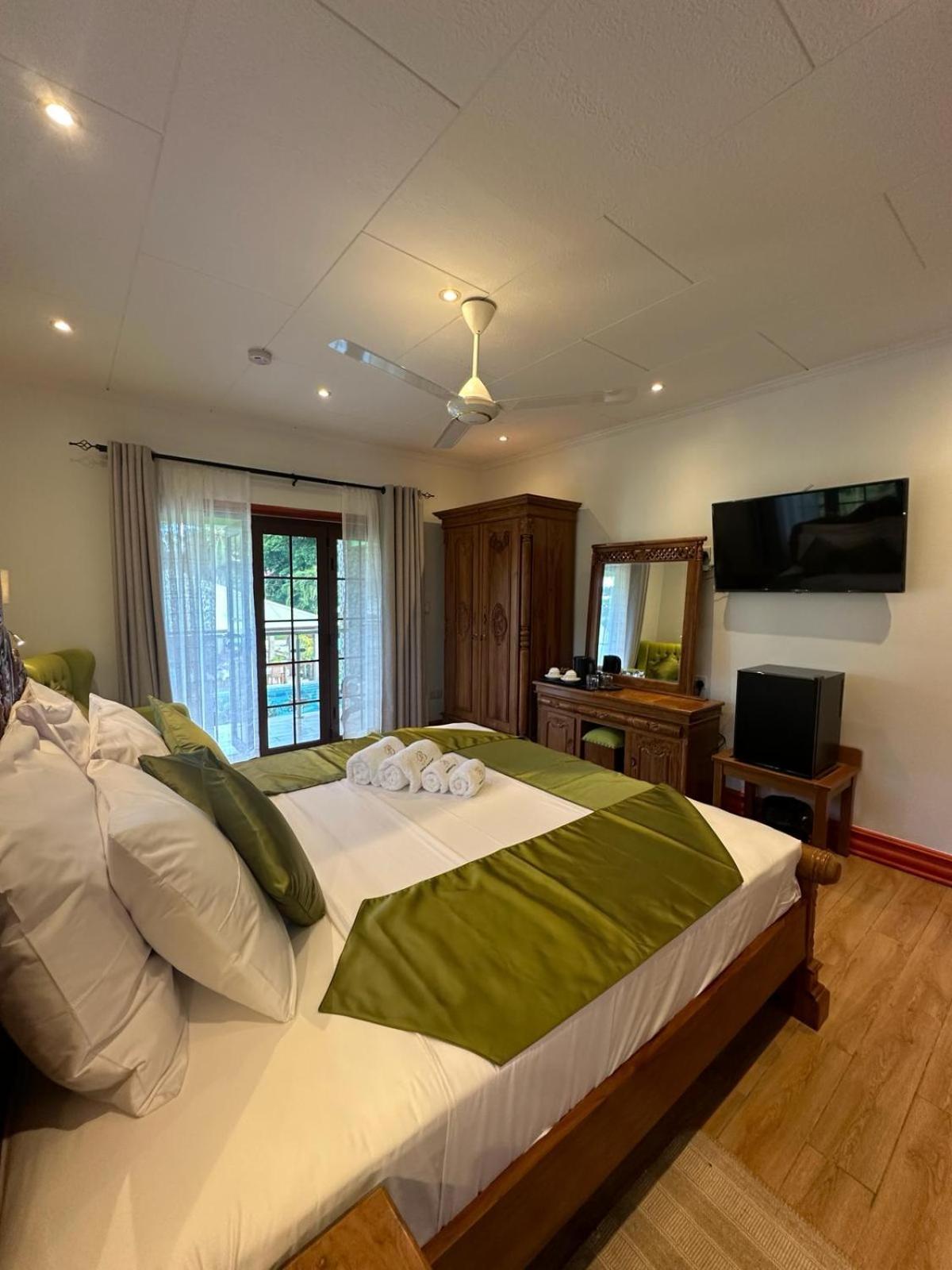 Benjamine'S Guesthouse La Digue  Extérieur photo